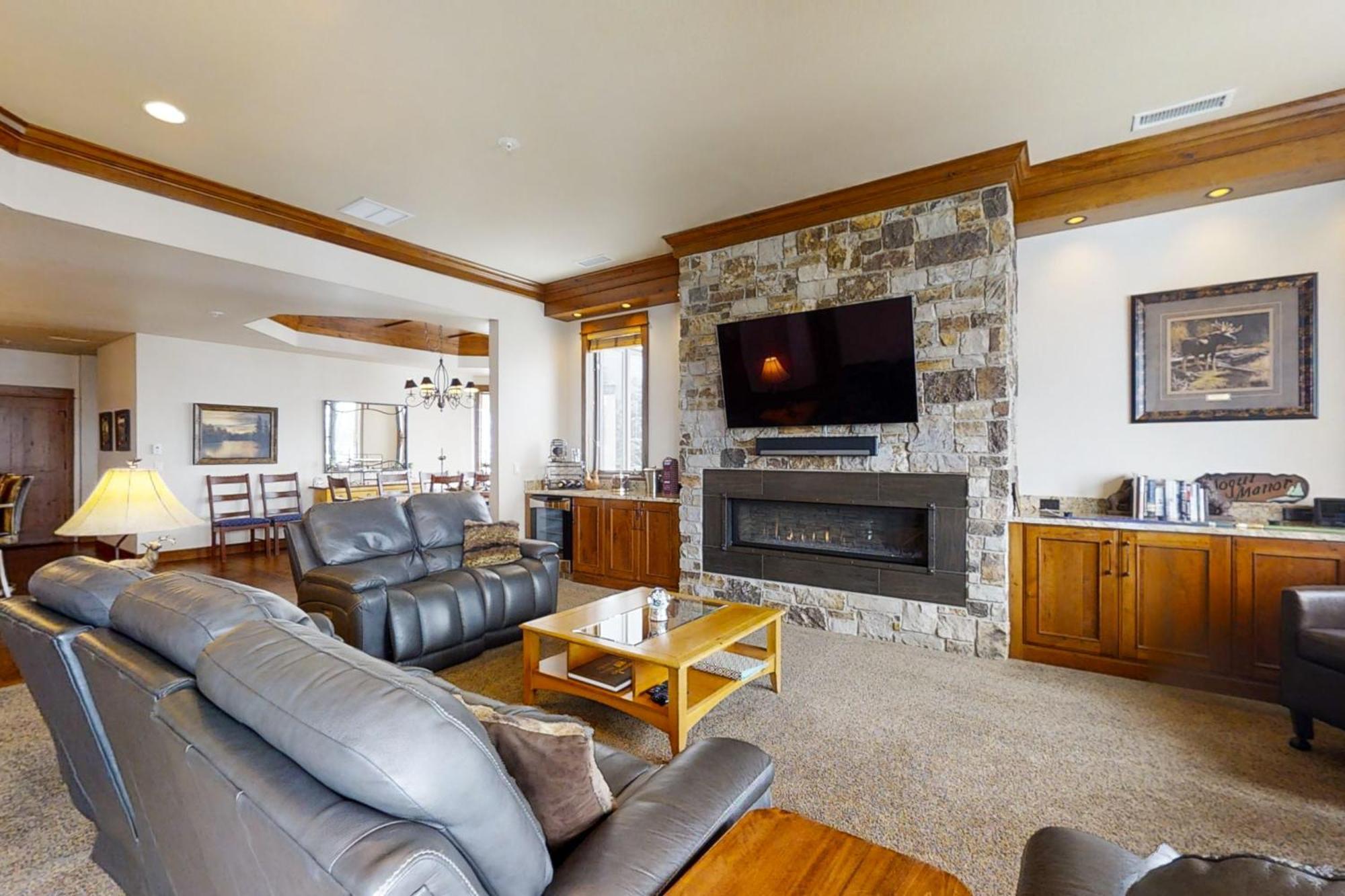 Meadows At Eagleridge Condos スティームボートスプリングス エクステリア 写真